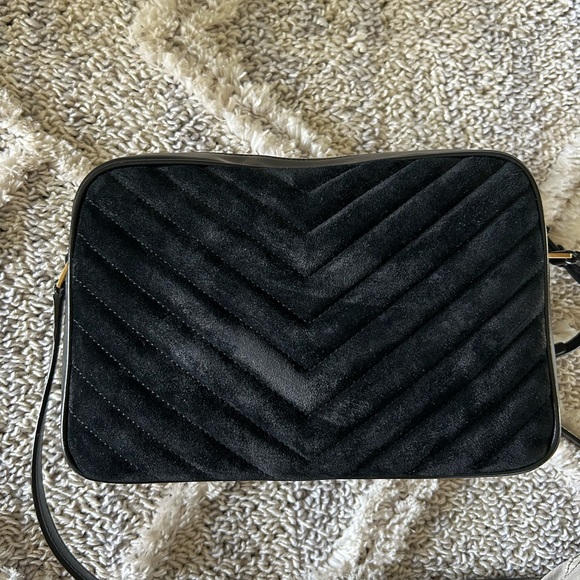 Lou YSL Suede Camera Crossbody Bag - Picture 5 of 14